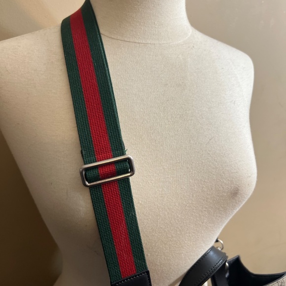 Authentic Gucci gg soft satchel tote - Picture 4 of 16